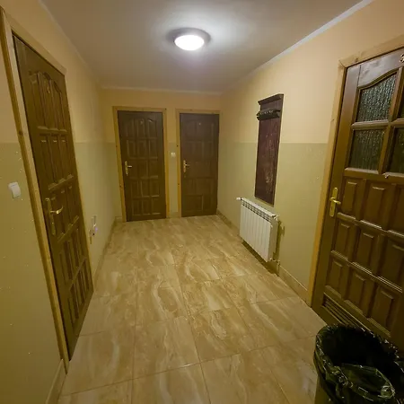 Małe Ciche Uantosi, Blisko Wyciąg Narciarski, Idealne Miesce Na Wypad W Góry -rusinowa Polana-zgorzelisko-tarasówka-wiktorówki-palenica-gesia Szyja-morskie Oko Alojamento de Acomodação e Pequeno-almoço 3*
