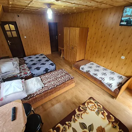 Male Ciche Uantosi, Blisko Wyciagu Narciarskiego I Sky Walk Serce Poronina, Idealne Miesce Na Wypad W Gory -rusinowa Polana-zgorzelisko-tarasowka-palenica-morskie Oko Bed & Breakfast