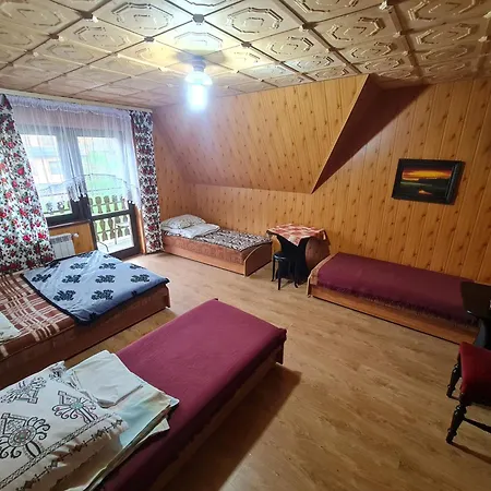 Alojamento de Acomodação e Pequeno-almoço Małe Ciche Uantosi, Blisko Wyciąg Narciarski, Idealne Miesce Na Wypad W Góry -rusinowa Polana-zgorzelisko-tarasówka-wiktorówki-palenica-gesia Szyja-morskie Oko Murzasichle